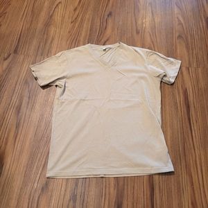 Uniqlo short sleeve t shirt size Medium mens